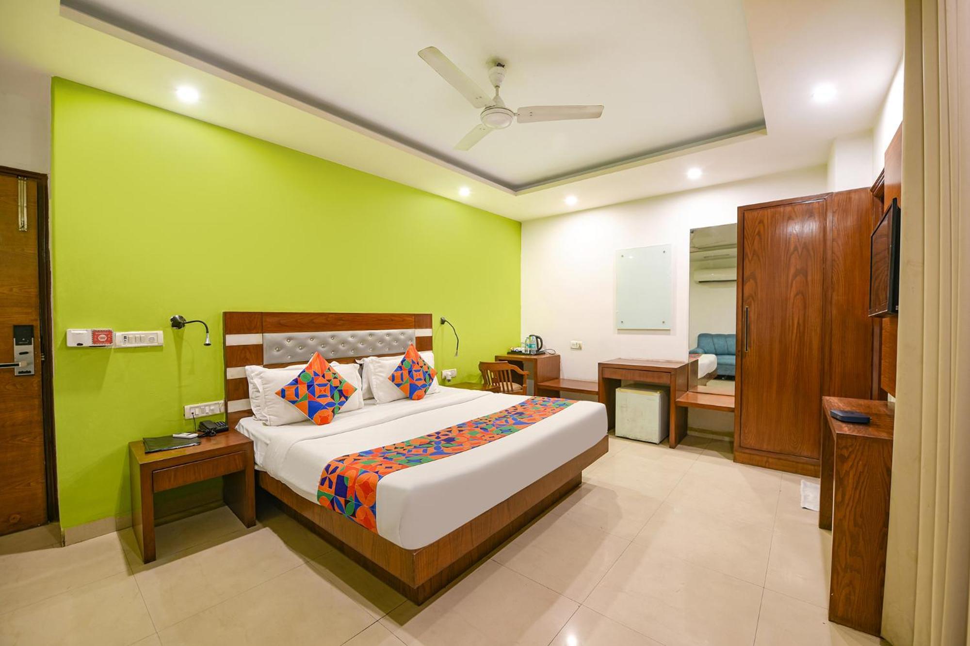 Fabhotel The Kings Plaza Nueva Delhi Exterior foto